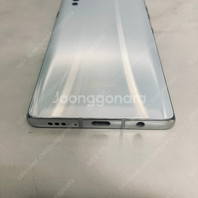 LG G9 벨벳 화이트 128기가 7만5천원 판매합니다...--2