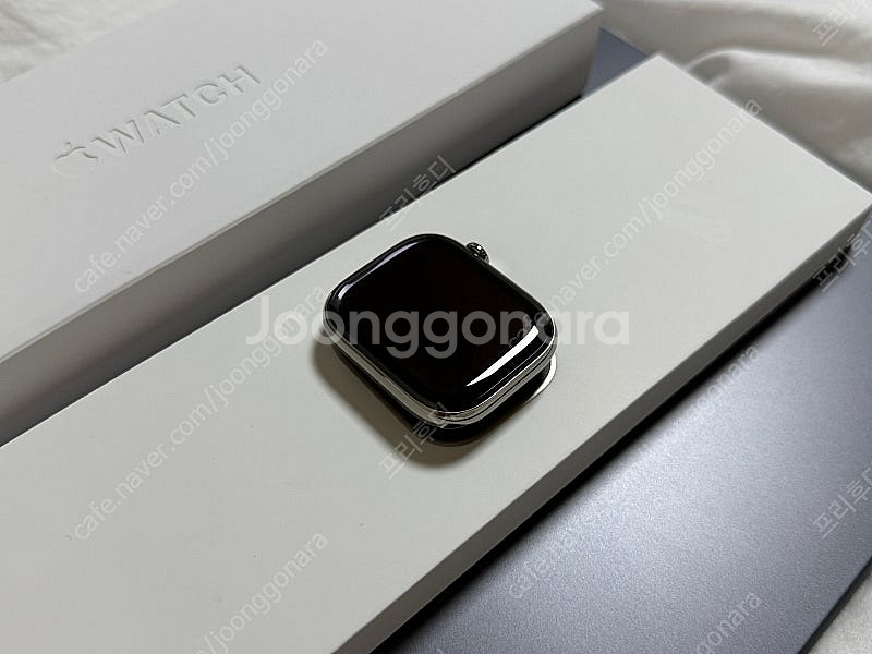 애플워치10 내추럴티타늄 46mm 새상품급 팝니다--0