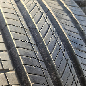 미쉐린 255/40R21 _ 2554021 중고타이어 4개 판매합니다.