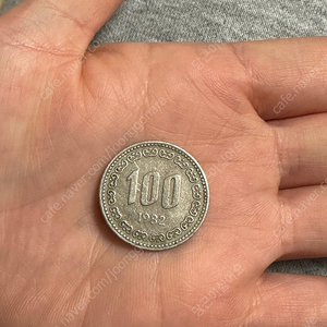 희귀동전 1982년 100원 팝니다.