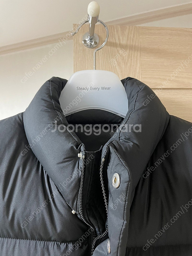 스테디에브리웨어 23fw 컴포트구스다운베스트 블랙 2사...--1
