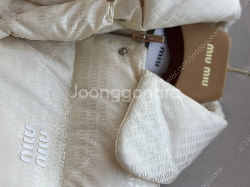 미우미우 패딩--4