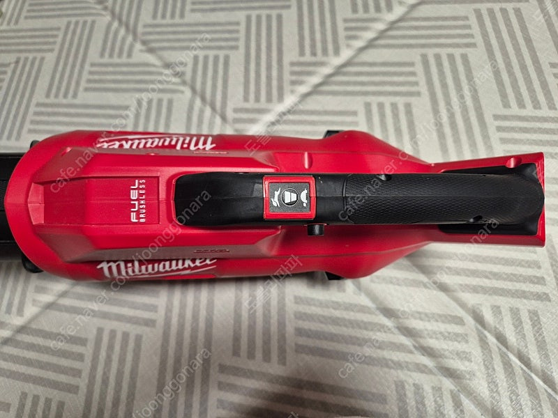 밀워키 송풍기, 배터리, 충전기 일괄 판매--1