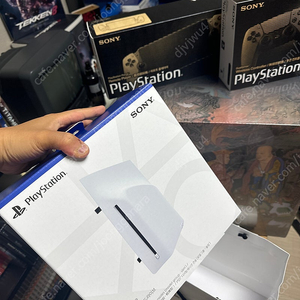 ps5 디스크드라이브 밀봉택포 165000원