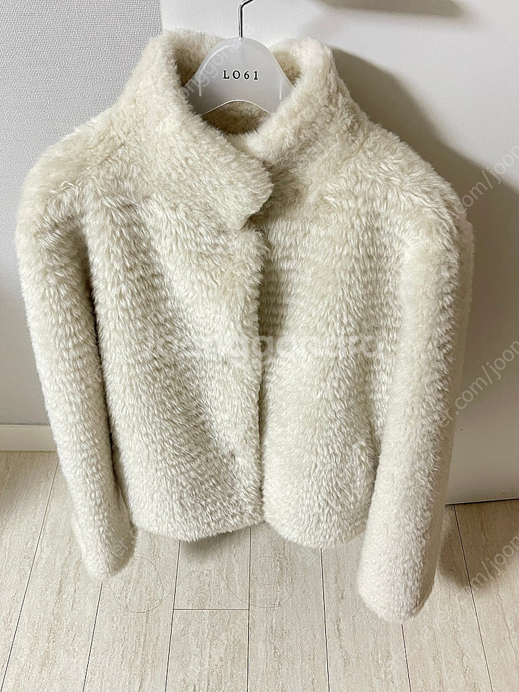 Lo61 pina fur 자켓 (퍼자켓)--0