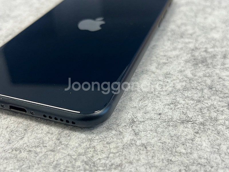 (자급제) 아이폰SE3 128G 블랙 배터리100% 새...--6