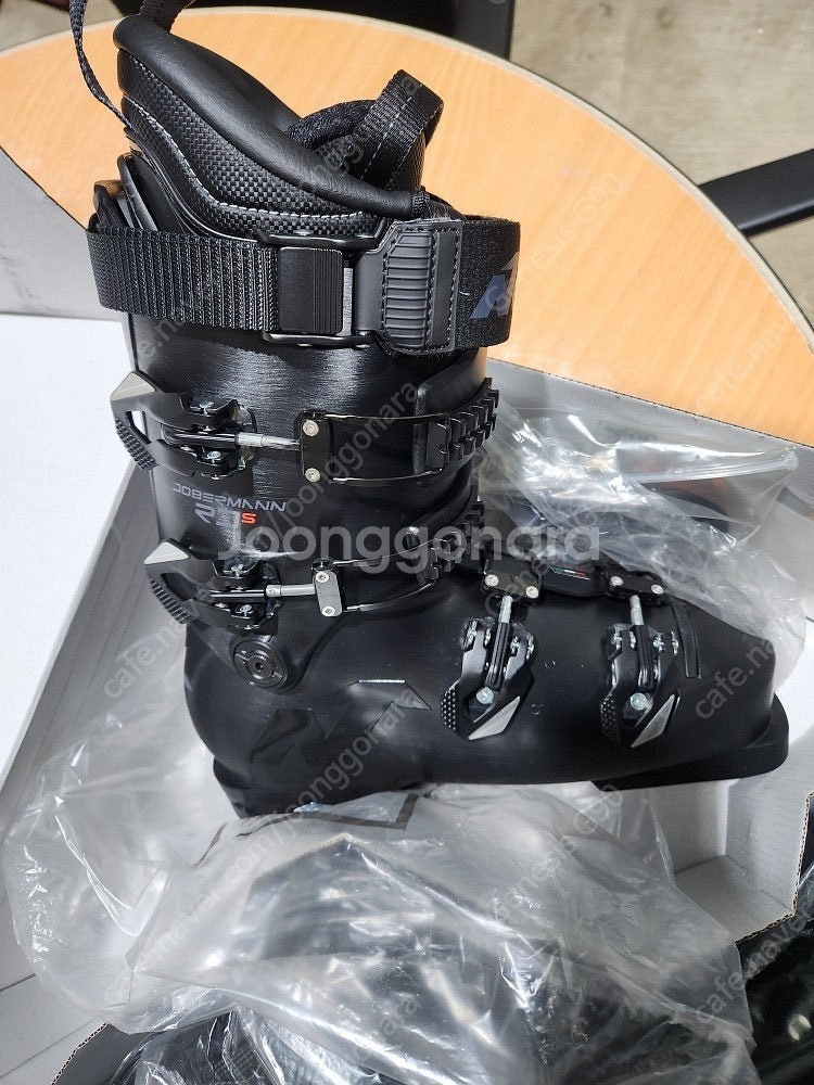 노르디카 도베르만 24-25 월드컵 RD-S--5