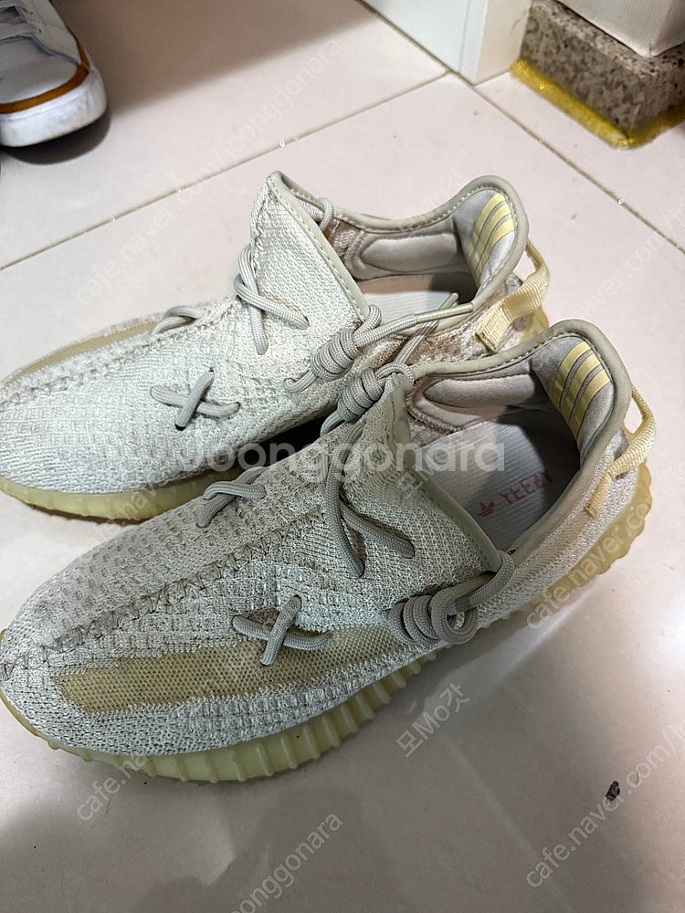 아디다스 이지부스트 350 v2 라이트--4