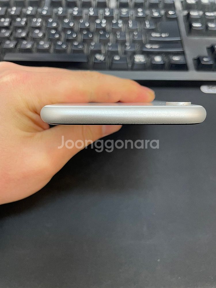 아이폰XR 화이트 64GB 배터리88% 상태좋은 중고2...--4