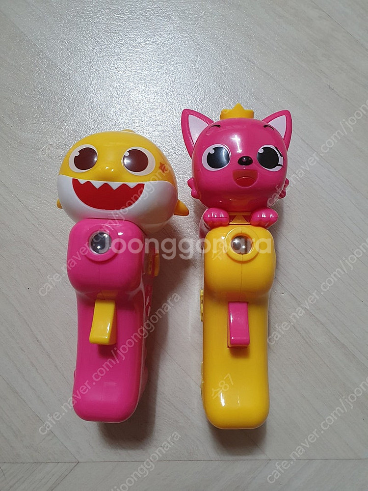 핑크퐁 아기상어 영사기 2개일괄--1