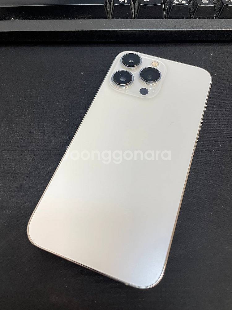아이폰13프로 실버 128GB 상태좋은 중고50만팝니다...--0