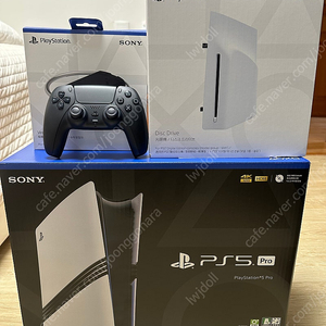 ps5 프로 + 정품스탠드 + 디스크드라이브 + 추가 듀얼센스 팝니다