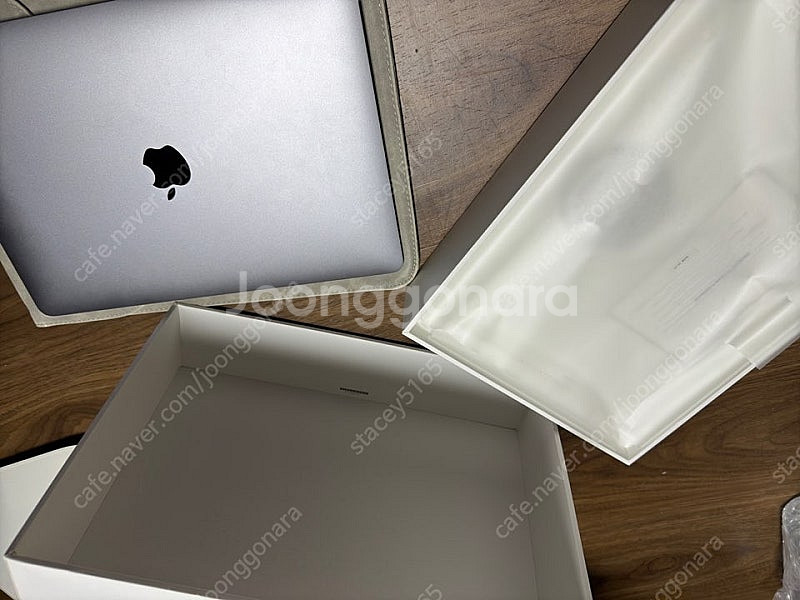 맥북에어 13인치 M1 8GB 256 스페이스 그레이 ...--0