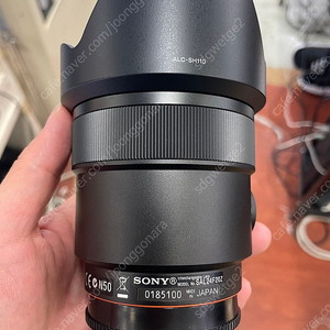 소니 SAL24F20Z 24mm F2 ZA SSM 판매합니다