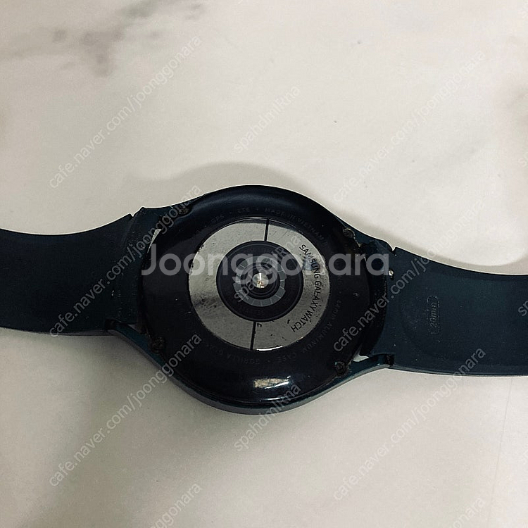 갤럭시 워치4 그린 44mm 케이블포함 7만원 판매합니...--4