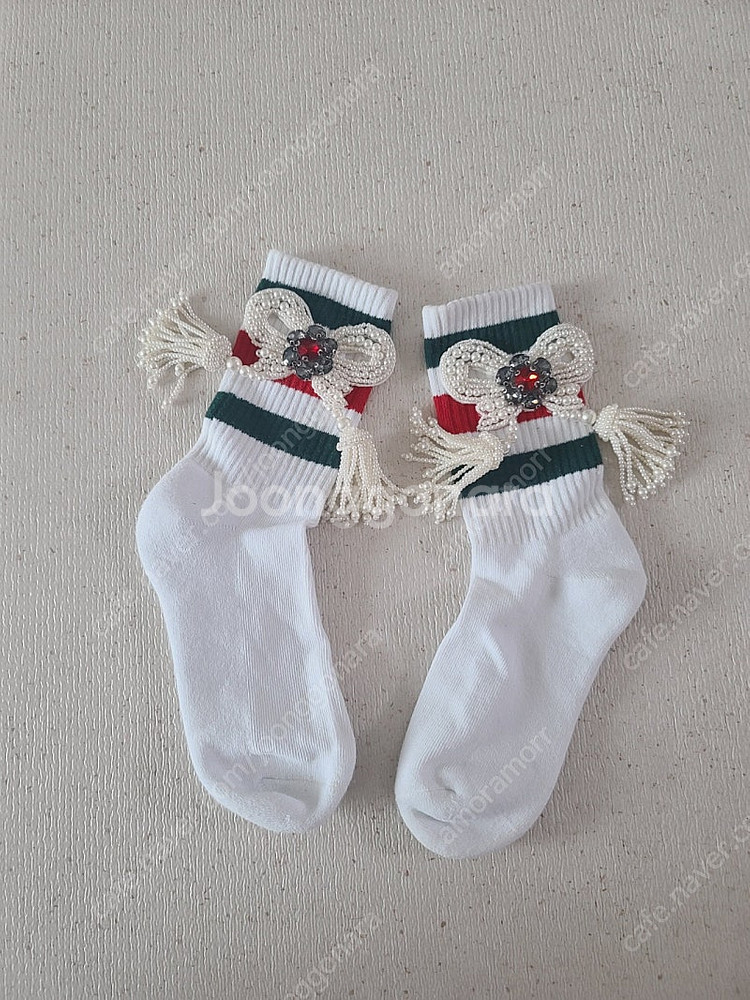 새상품) 여성 화이트 삭스 흰색 리본 비즈 장식 패션 ...--0