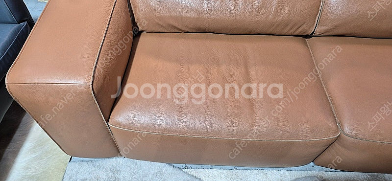 자코모 라보스 슈렁큰 천연 통가죽 4인 소파쇼파(헤드업...--5