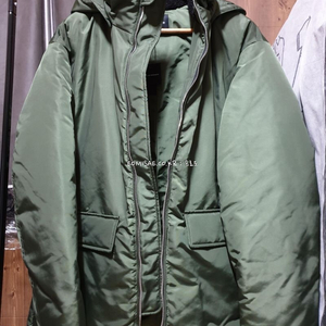 [새제품] 클럽모나코 다운 puffer 자켓 (실측:100~103)