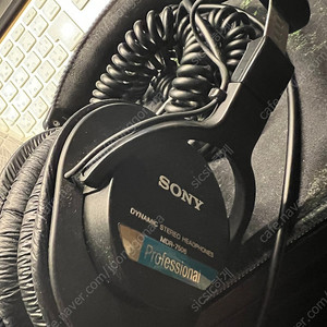 sony mdr-7506 소니 모니터링 헤드폰 팝니다