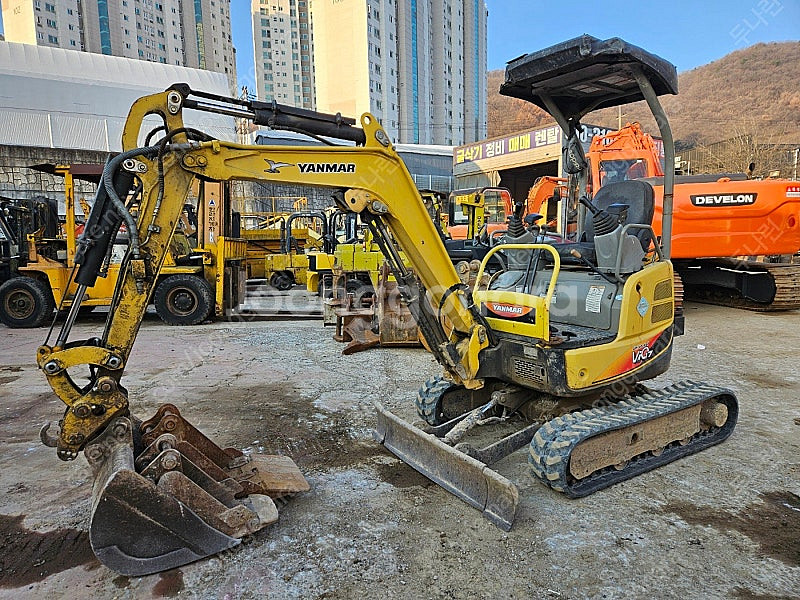 얀마 VIO17 2013년식 버켓3종 1.7톤급 미니 중고굴삭기 미니017--0