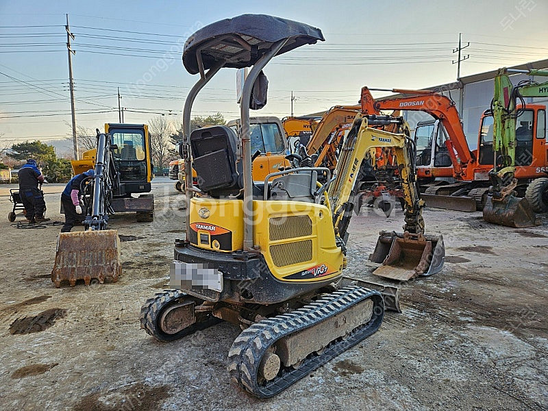 얀마 VIO17 2013년식 버켓3종 1.7톤급 미니 중고굴삭기 미니017--2