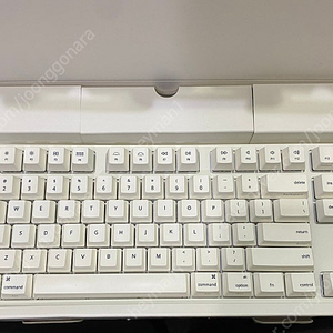 바밀로 Varmilo VA87Mac 저소음 적축 팝니다