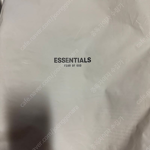 Essential 에센셜 트랙팬츠 모스 라지 팝니다