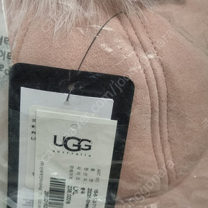 UGG 정품 폼폼 귀달이 모자 skin trapper pom cap- pink