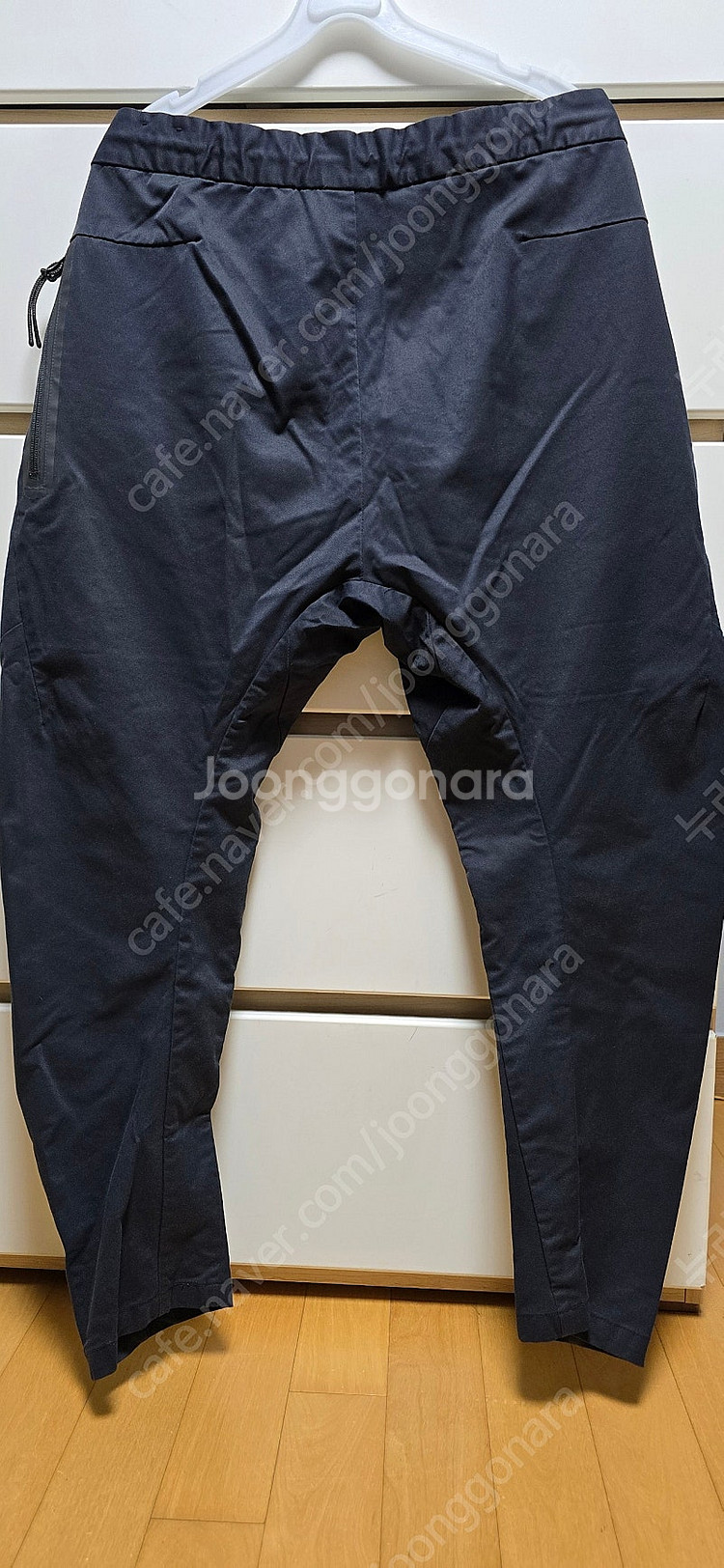 나이키 테크팩 카고 트레이닝 팬츠 판매합니다--1