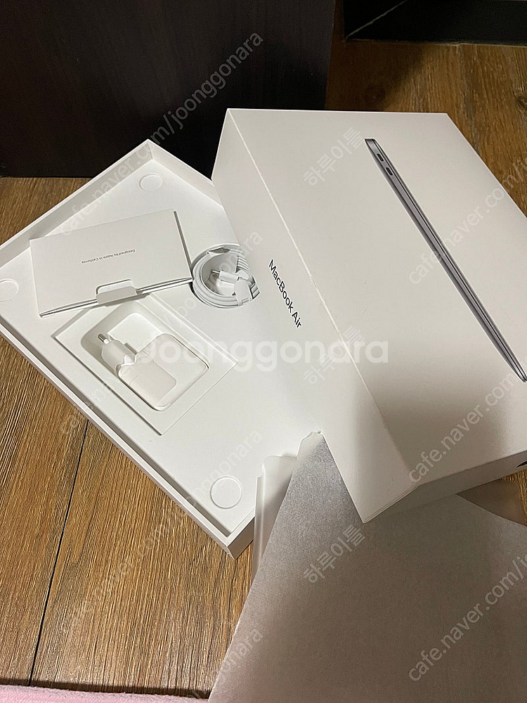 맥북에어 m1 8/512 고급형 팝니다 부산--0