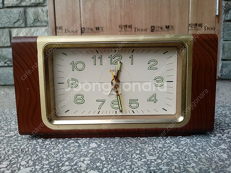 빈티지 일제 CITIZEN 씨티즌 알람 탁상시계 판매합...--0