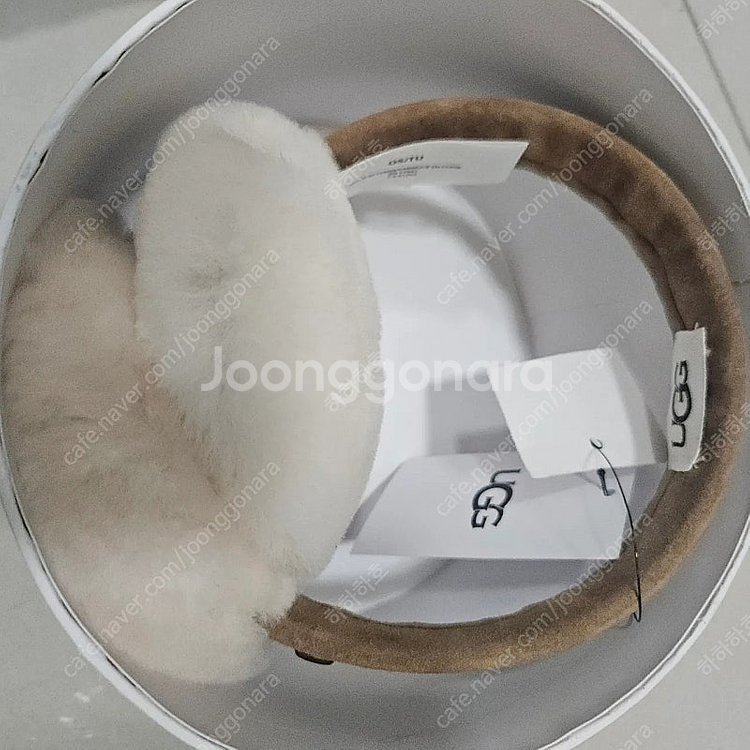 어그 이어머프 UGG 귀마개 새상품 직거래 가능--2