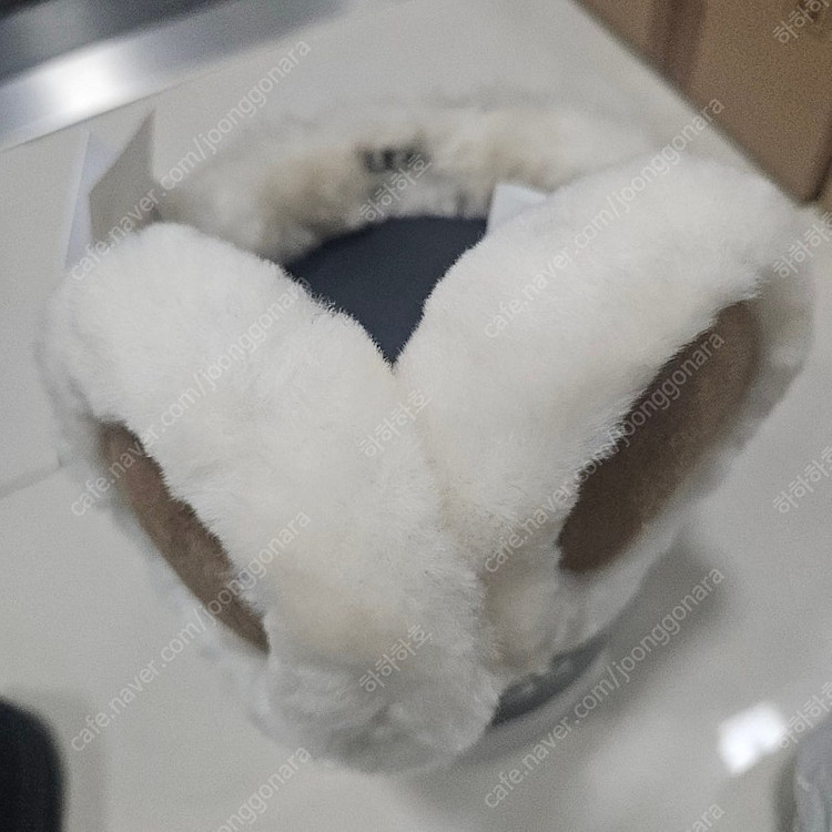 어그 이어머프 체스트넛 UGG 귀마개 새상품 직거래 가능 이미지