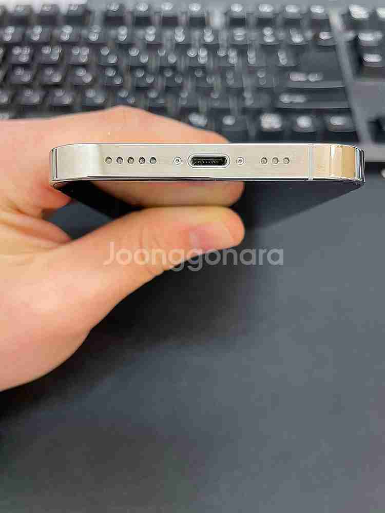 아이폰13프로 실버 128GB 상태좋은 중고50만팝니다...--6