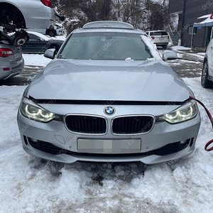 BMW 320D F30 2012년 N47D20C 246952 296,695km 분해 판매합니다