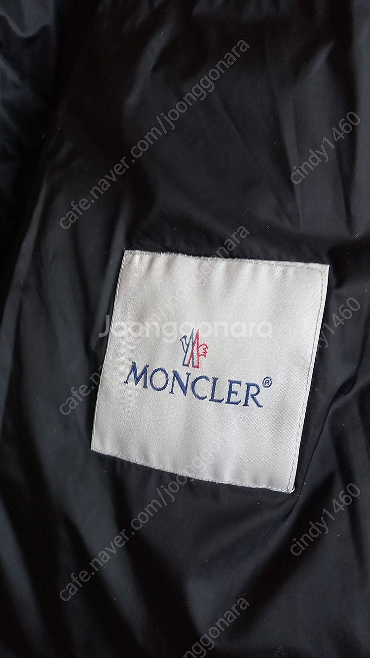 몽클레어 후드롱구스다운패딩--3