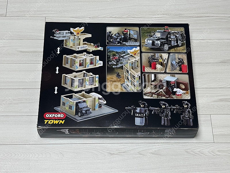 옥스포드 경찰청 콜라보 한정판 (미개봉) 판매--7