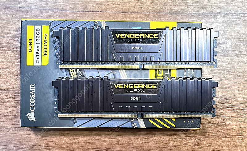 커세어 벤전스 lpx ddr4 램 3600 32GB(2...--0