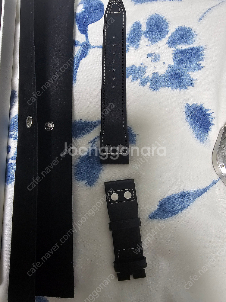 iwc 빅파일럿 43 팝니다.--6