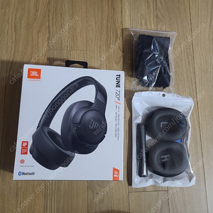 JBL 블루투스 헤드셋 T720BT 색상-블랙 삼성전자 JBL TUNE 720BT + 교체용 이어패드 한쌍, 교체용 헤드밴드 한개, 헤드밴드커버 한개 일괄 팝니다