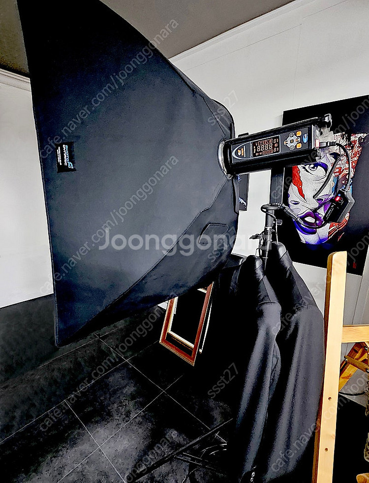 스트로보.소프트박스.삼각대 등 2조--1