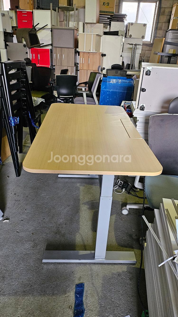 퍼시스인에이블 데스커 전동책상 허먼밀러 에어론 서울대의...--6