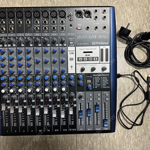 Presonus 프리소너스 STUDIO LIVE AR12c