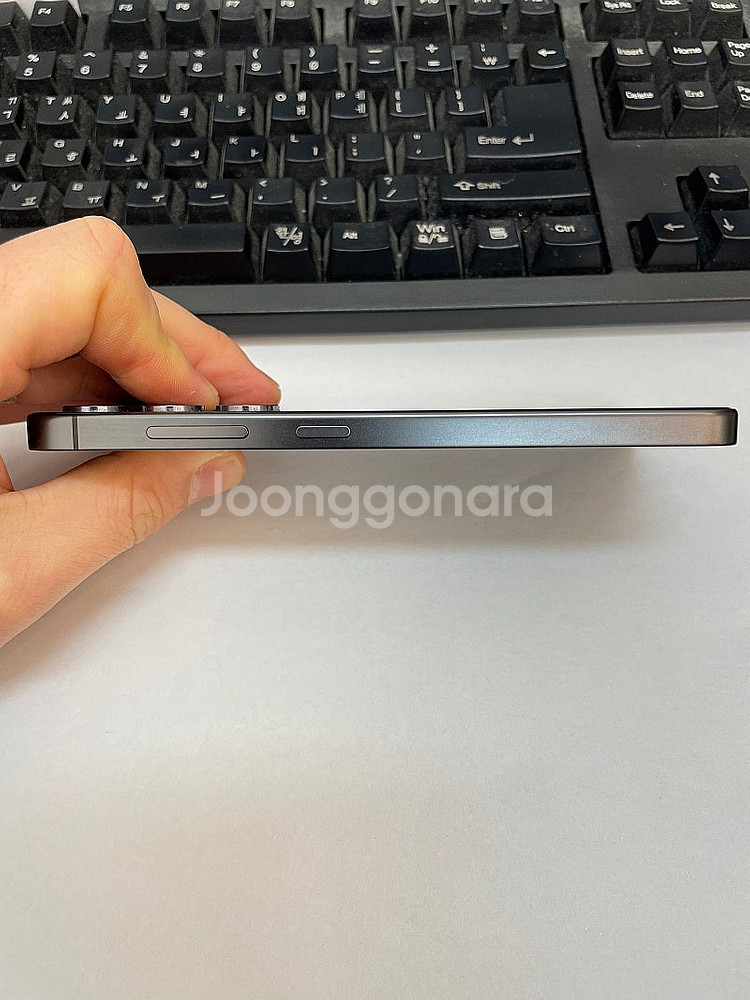 갤럭시S24 블랙 256GB 무잔상 상태좋은 중고70만...--4
