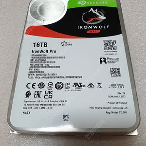 씨게이트-IronWolf Pro(16TB)/HDD~팝니다