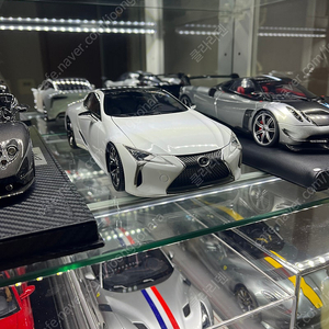 1:18 오토아트 렉서스 LC 500 화이트