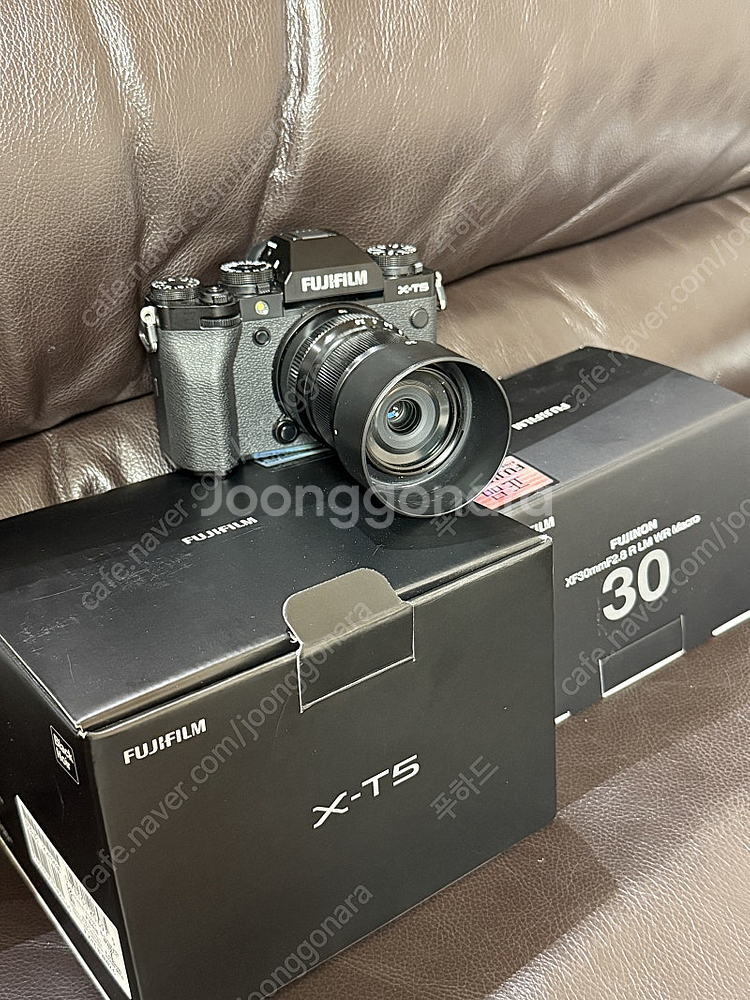 후지필름 x - t5 바디, 30mm f2.8 매크로 렌즈 팝니다.--0