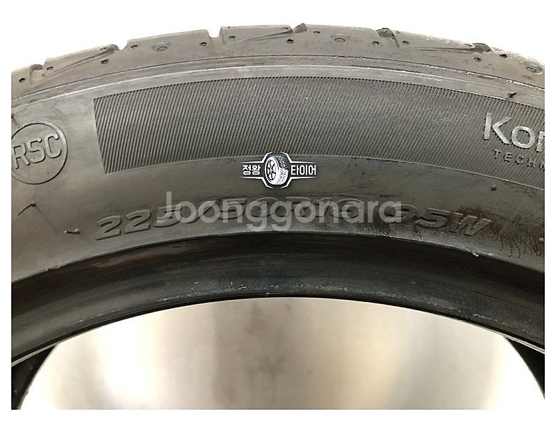 중고타이어 한국타이어 벤투스 S1 에보2 225/50R...--4