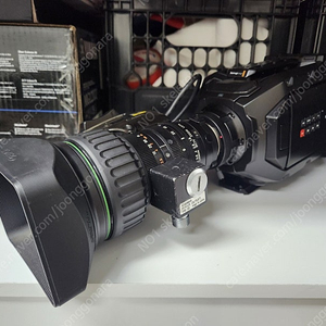 [가격내림] 글로벌셔터 탑재한 블랙매직 ursa mini 4k + 캐논 b4렌즈 +악세사리 포함 !