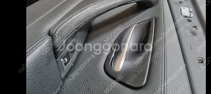 BMW F10 조수석 도어 트림--1
